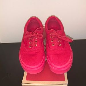 Gently worn unisex Vans!